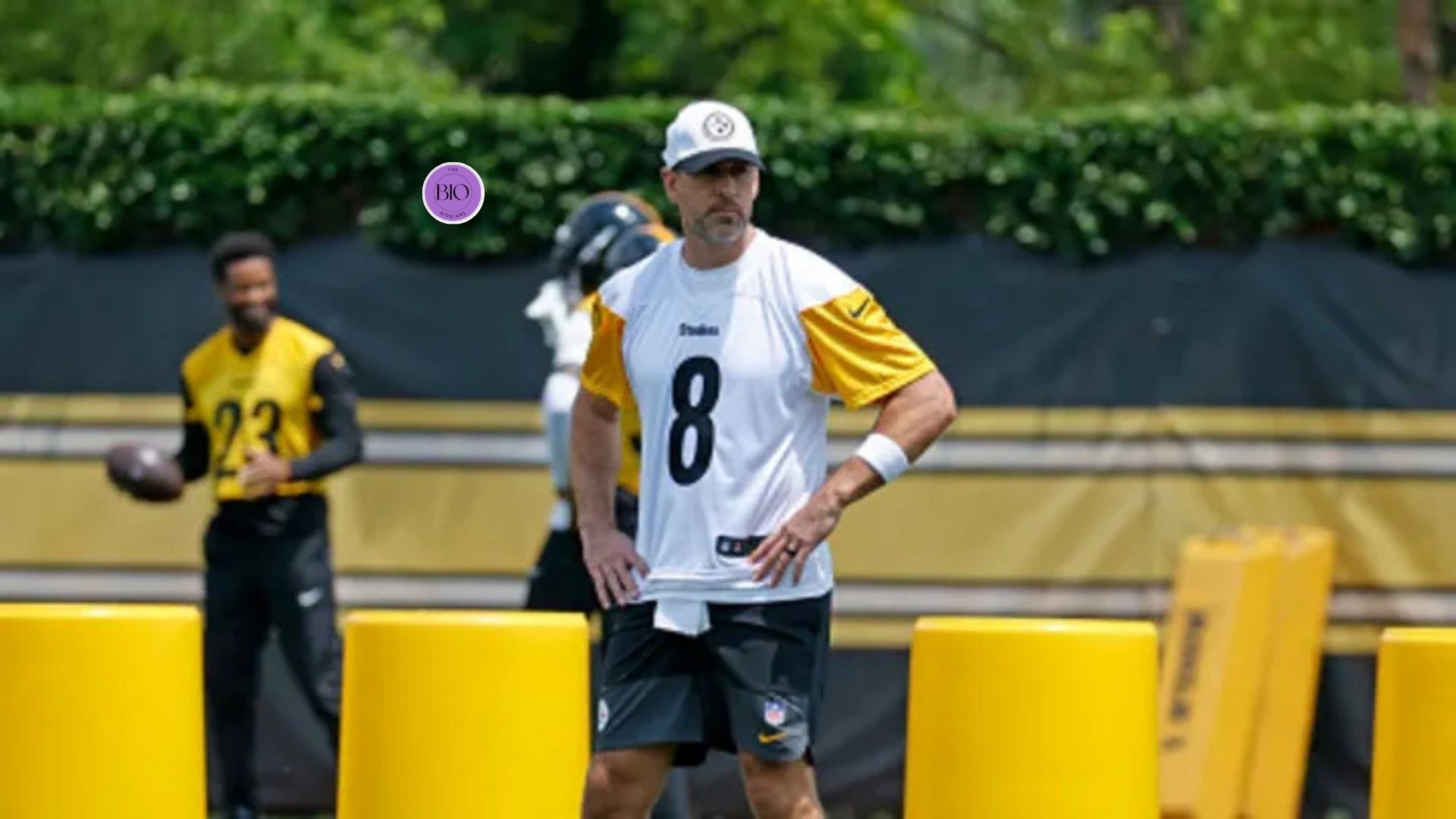 Aaron Rodgers Wife: Everything You Need to Know in 2025